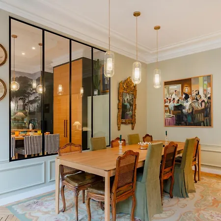 Wagram Design Apartment