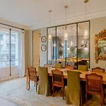 شقة Wagram Design